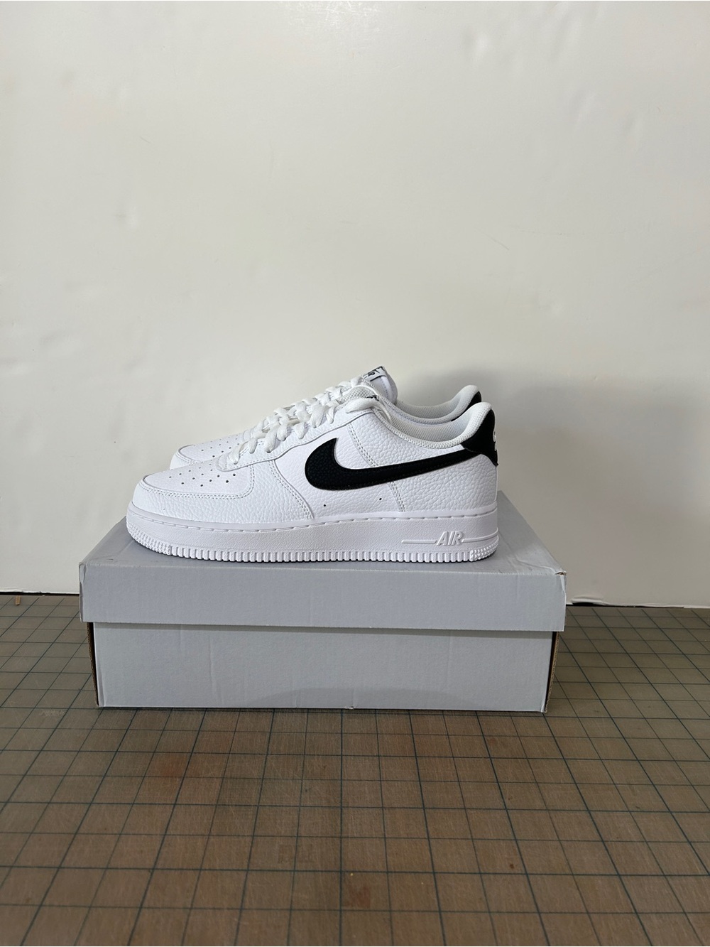 Nike Air Force 1 Low ‘07 ‘White Black Pebbled Leather’